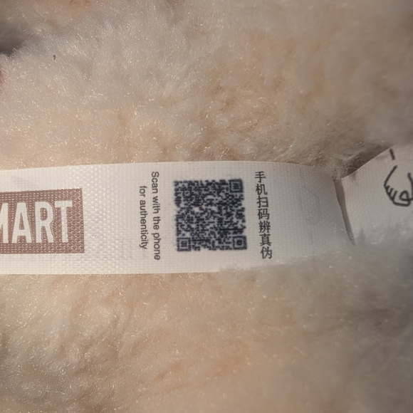 Exciting Macaron - Soymilk - Labubu Pop Mart - Picture 8 of 13